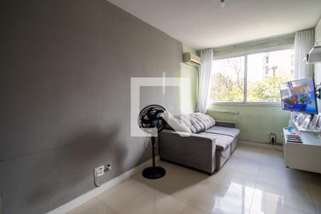 Sala de apartamento à venda com 3 quartos, 62m² em Sarandi, Porto Alegre