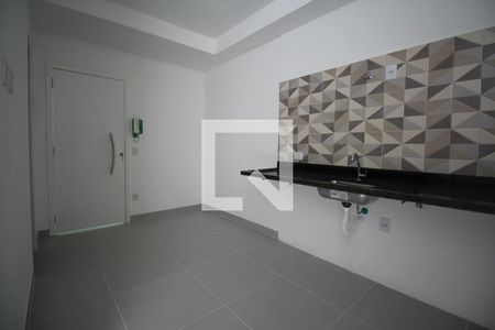 Sala/Cozinha de apartamento para alugar com 2 quartos, 36m² em Vila Monumento, São Paulo