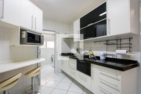 Apartamento à venda com 97m², 3 quartos e 2 vagas Apartamento à venda com 97m², 3 quartos e 2 vagasCozinha