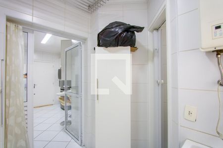 Apartamento à venda com 97m², 3 quartos e 2 vagas Apartamento à venda com 97m², 3 quartos e 2 vagasÁrea de serviço