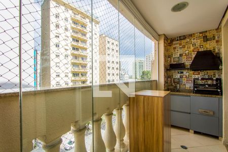 Apartamento à venda com 97m², 3 quartos e 2 vagas Apartamento à venda com 97m², 3 quartos e 2 vagasVaranda da sala