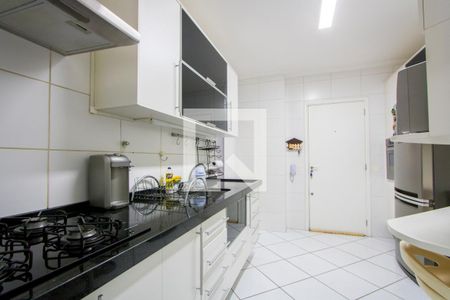 Apartamento à venda com 97m², 3 quartos e 2 vagas Apartamento à venda com 97m², 3 quartos e 2 vagasCozinha