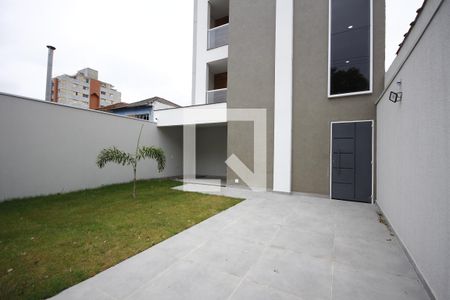Apartamento à venda com 33m², 2 quartos e sem vagaÁrea comum
