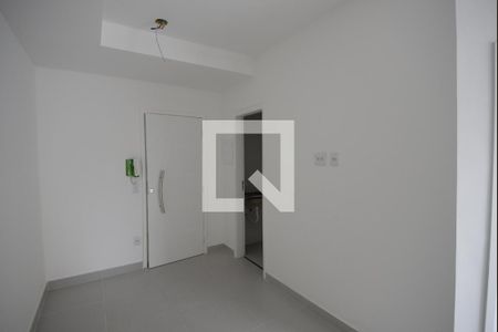 Sala/ Cozinha de apartamento à venda com 2 quartos, 33m² em Vila Monumento, São Paulo