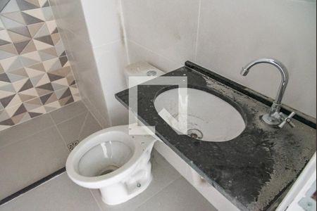 Apartamento à venda com 33m², 2 quartos e sem vagaBanheiro