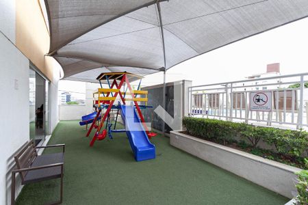 Apartamento para alugar com 63m², 2 quartos e 1 vaga Apartamento para alugar com 63m², 2 quartos e 1 vagaÁrea comum - Playground