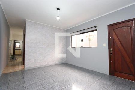 Sala de casa para alugar com 4 quartos, 250m² em Vila Santa Virginia, São Paulo