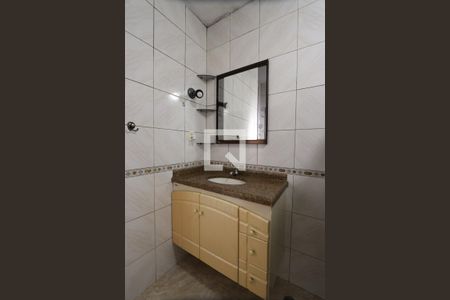 Casa para alugar com 250m², 4 quartos e 1 vaga Casa para alugar com 250m², 4 quartos e 1 vagaBanheiro