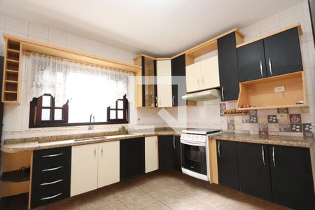 Casa para alugar com 250m², 4 quartos e 1 vaga Casa para alugar com 250m², 4 quartos e 1 vagaCozinha