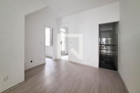 Sala de casa para alugar com 2 quartos, 60m² em Icaraí, Niterói