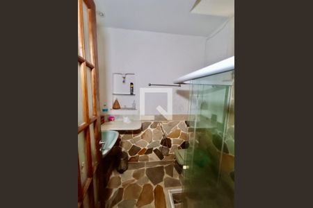 Casa para alugar com 600m², 2 quartos e 2 vagasBanheiro social 1