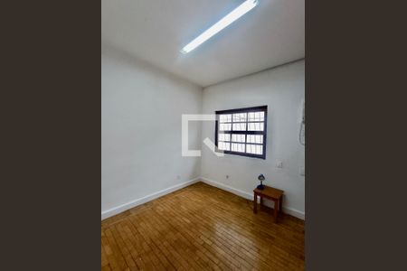 Casa para alugar com 600m², 2 quartos e 2 vagasQuarto 1