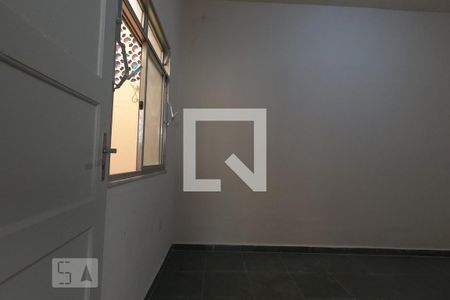 Apartamento para alugar com 1 quarto, 65m² em Cascadura, Rio de Janeiro