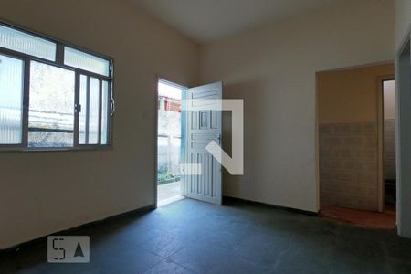 Apartamento para alugar com 1 quarto, 65m² em Cascadura, Rio de Janeiro