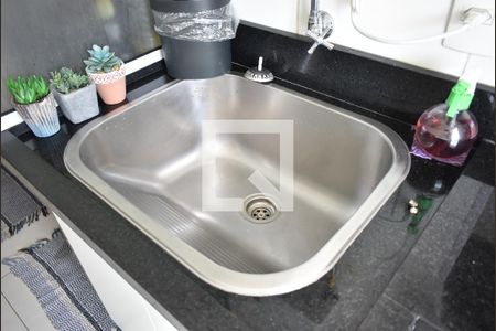 Apartamento para alugar com 70m², 3 quartos e 1 vagaÁrea de Serviço