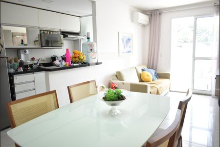 Apartamento para alugar com 70m², 3 quartos e 1 vagaSala