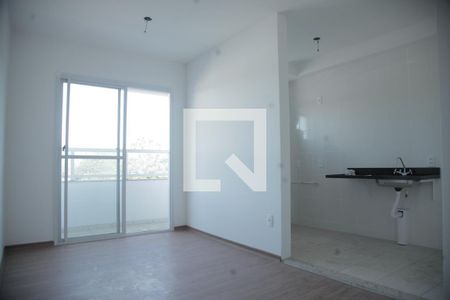 Sala de apartamento à venda com 3 quartos, 56m² em Maria Paula, Niterói