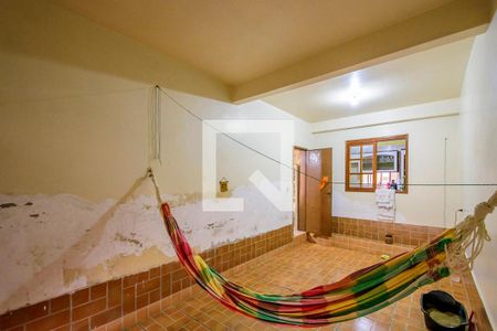 Garagem de casa à venda com 3 quartos, 170m² em Coronel Aparicio Borges, Porto Alegre