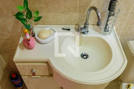 Casa à venda com 170m², 3 quartos e 2 vagas Casa à venda com 170m², 3 quartos e 2 vagasBanheiro