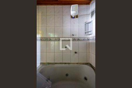 Casa à venda com 170m², 3 quartos e 2 vagas Casa à venda com 170m², 3 quartos e 2 vagasBanheiro da Suíte