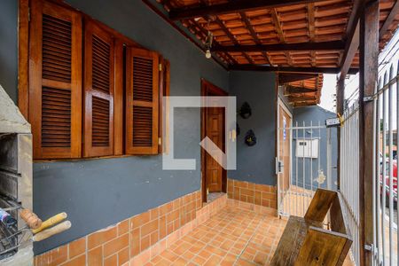 Entrada de casa à venda com 3 quartos, 170m² em Coronel Aparicio Borges, Porto Alegre