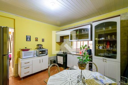 Casa à venda com 170m², 3 quartos e 2 vagas Casa à venda com 170m², 3 quartos e 2 vagasCozinha