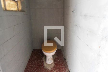 Casa para alugar com 90m², 2 quartos e sem vaga Casa para alugar com 90m², 2 quartos e sem vagaBanheiro de Serviço