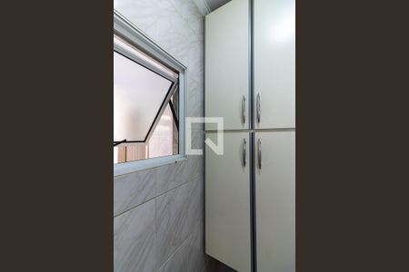 Casa à venda com 200m², 3 quartos e 4 vagasBanheiro de serviço