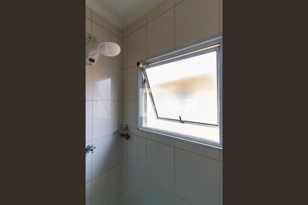 Casa à venda com 200m², 3 quartos e 4 vagasBanheiro 2