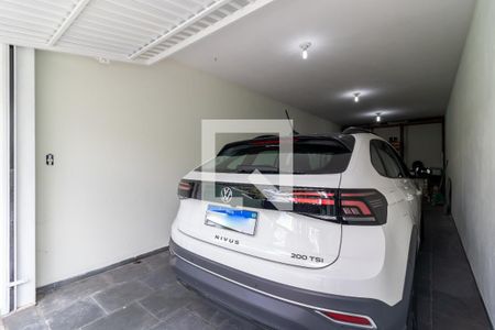 Casa à venda com 200m², 3 quartos e 4 vagasGaragem
