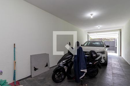 Casa à venda com 200m², 3 quartos e 4 vagasGaragem