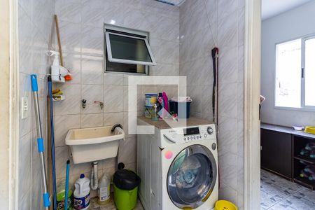 Casa à venda com 200m², 3 quartos e 4 vagasÁrea de Serviço