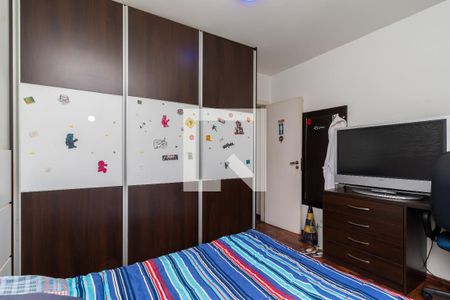 Casa à venda com 200m², 3 quartos e 4 vagasQuarto 2