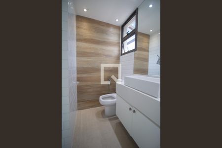 Apartamento à venda com 160m², 2 quartos e 2 vagasBanheiro da Suíte