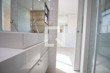 Apartamento à venda com 160m², 2 quartos e 2 vagasBanheiro da Suíte