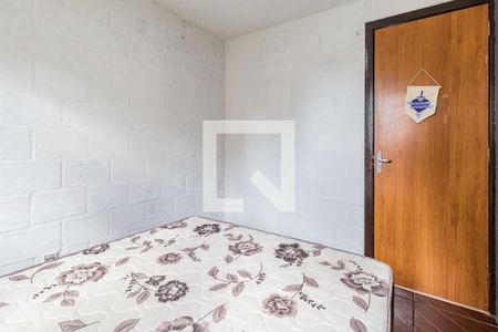 Dormitório 2 de apartamento para alugar com 2 quartos, 41m² em Rubem Berta, Porto Alegre