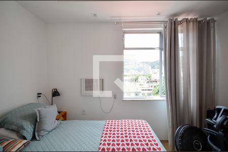 Quarto 1 de apartamento para alugar com 2 quartos, 62m² em Vila Isabel, Rio de Janeiro