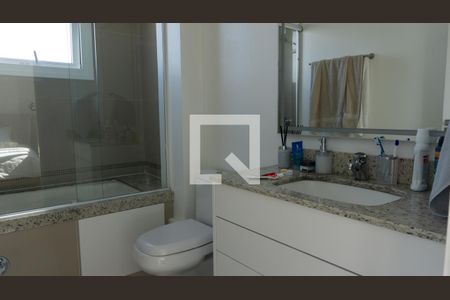 Banheiro do Quarto 1 de apartamento à venda com 3 quartos, 132m² em Vila Rosa, Novo Hamburgo