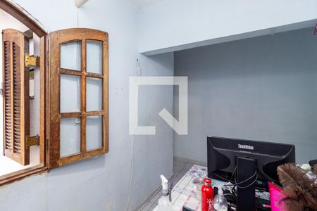 Casa à venda com 125m², 3 quartos e 1 vaga Casa à venda com 125m², 3 quartos e 1 vagaCasa 2 - Escritório