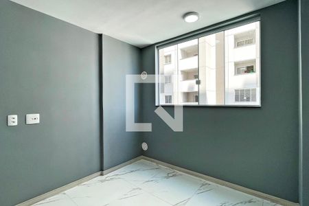 Sala de apartamento para alugar com 1 quarto, 23m² em Vila das Bandeiras, Guarulhos