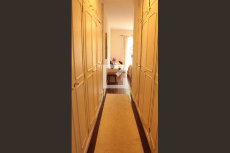 Casa para alugar com 560m², 6 quartos e 8 vagasCloset Quarto 5