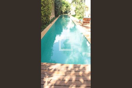 Casa para alugar com 560m², 6 quartos e 8 vagasPiscina