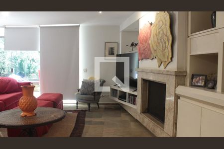 Casa para alugar com 560m², 6 quartos e 8 vagasSala 2