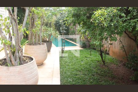 Casa para alugar com 560m², 6 quartos e 8 vagasJardim