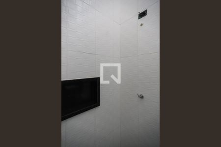 Casa à venda com 160m², 2 quartos e 1 vaga Casa à venda com 160m², 2 quartos e 1 vagaBanheiro