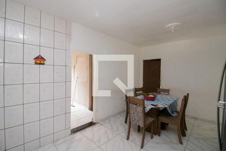 Casa à venda com 212m², 3 quartos e 2 vagas Casa à venda com 212m², 3 quartos e 2 vagasCozinha