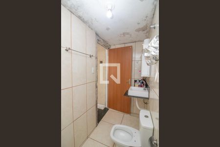 Casa à venda com 212m², 3 quartos e 2 vagas Casa à venda com 212m², 3 quartos e 2 vagasBanheiro Social