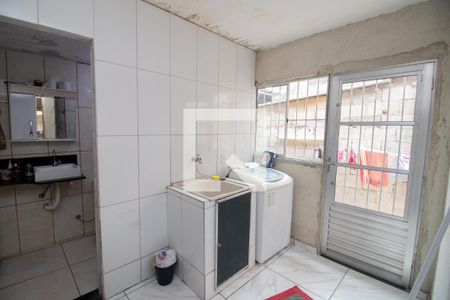 Casa à venda com 212m², 3 quartos e 2 vagas Casa à venda com 212m², 3 quartos e 2 vagasÁrea de Serviço