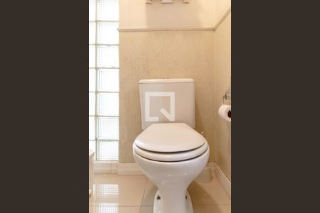 Casa à venda com 500m², 4 quartos e 7 vagas Casa à venda com 500m², 4 quartos e 7 vagasLavabo