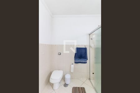 Casa à venda com 500m², 4 quartos e 7 vagas Casa à venda com 500m², 4 quartos e 7 vagasBanheiro do Quarto 1